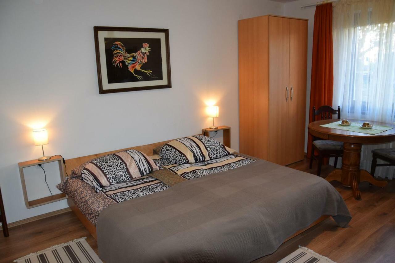 Rooms Ribnikar โพสโตยนา ภายนอก รูปภาพ